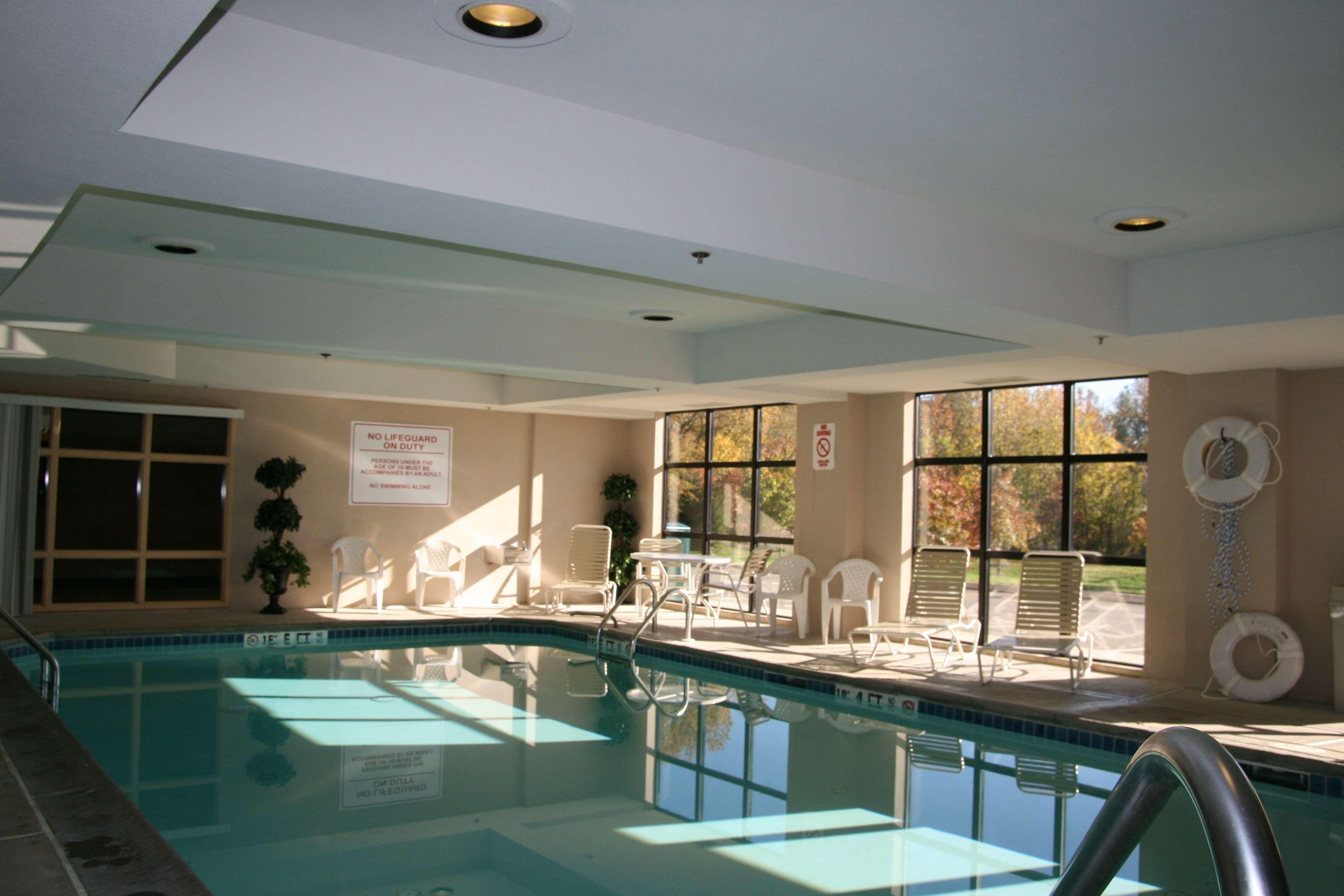 Hampton Inn East Windsor Zewnętrze zdjęcie