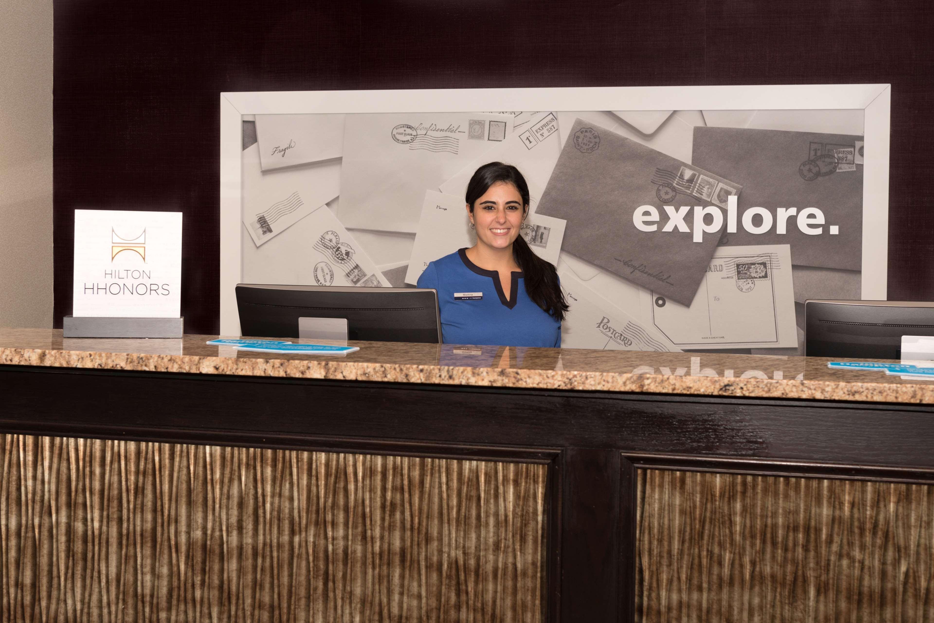 Hampton Inn East Windsor Zewnętrze zdjęcie