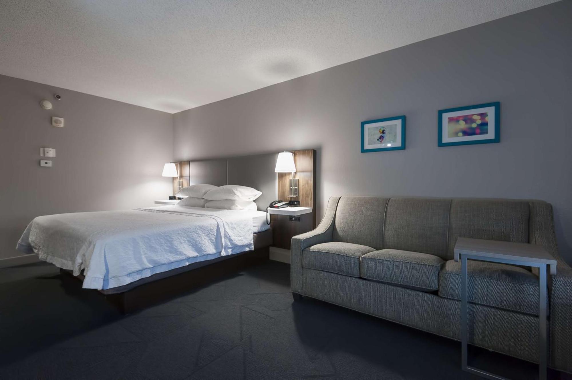 Hampton Inn East Windsor Zewnętrze zdjęcie