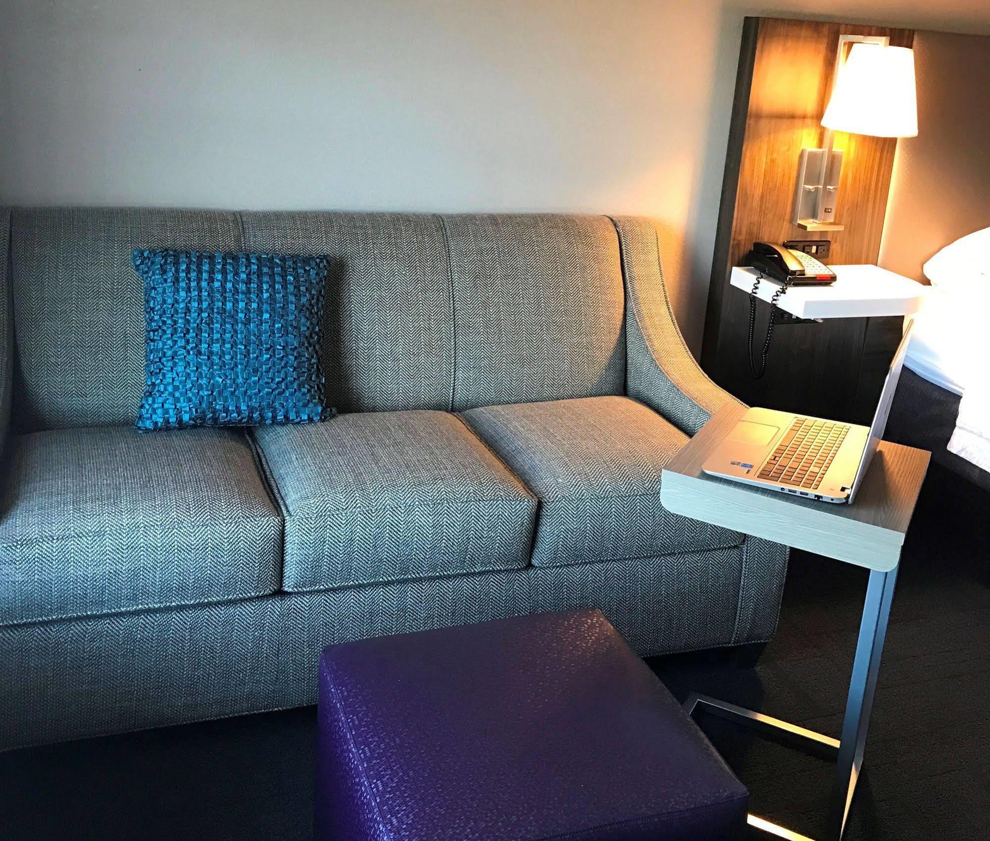 Hampton Inn East Windsor Zewnętrze zdjęcie
